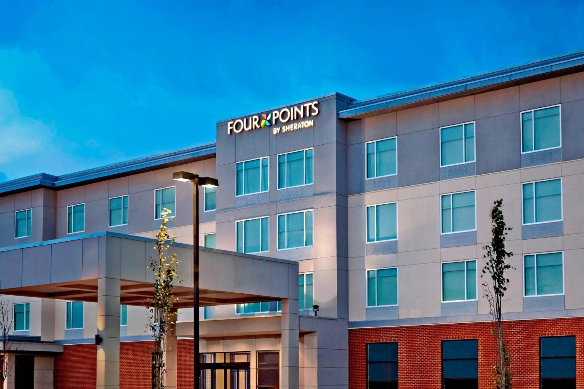 Four Points By Sheraton Edmonton International Airport Nisku Exterior photo
