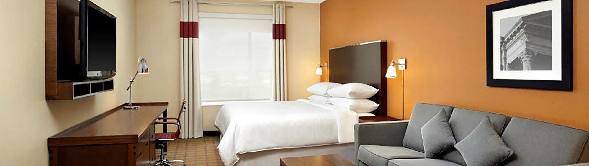 Four Points By Sheraton Edmonton International Airport Nisku Exterior photo