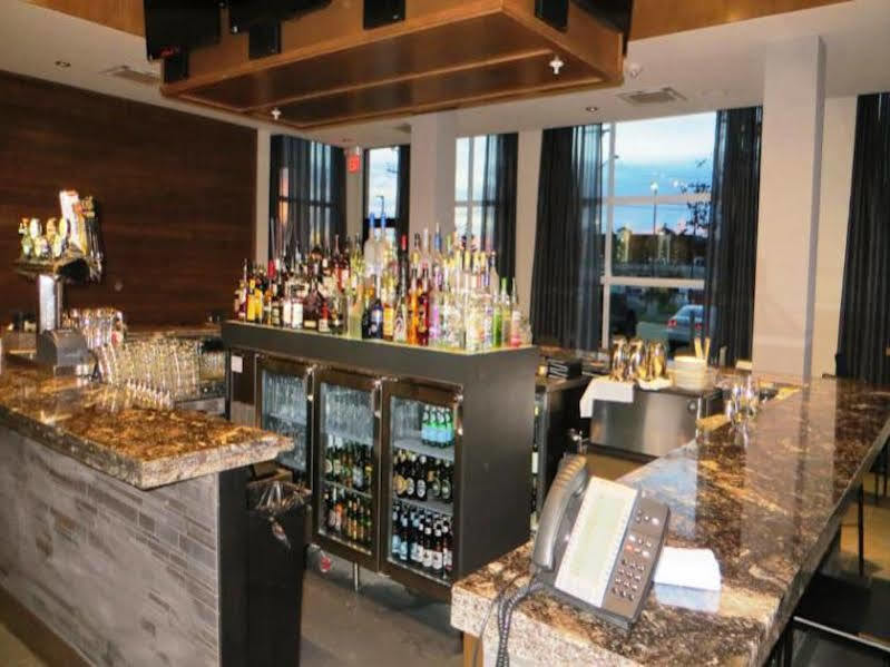 Four Points By Sheraton Edmonton International Airport Nisku Exterior photo